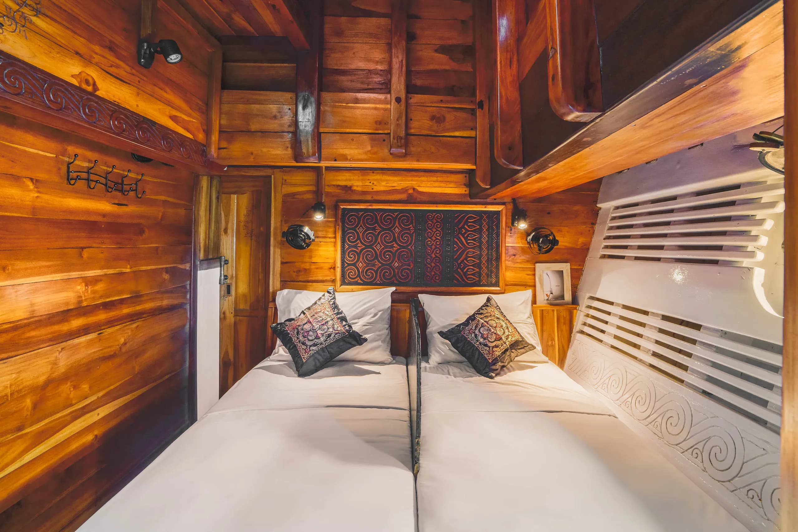 Twin cabin view