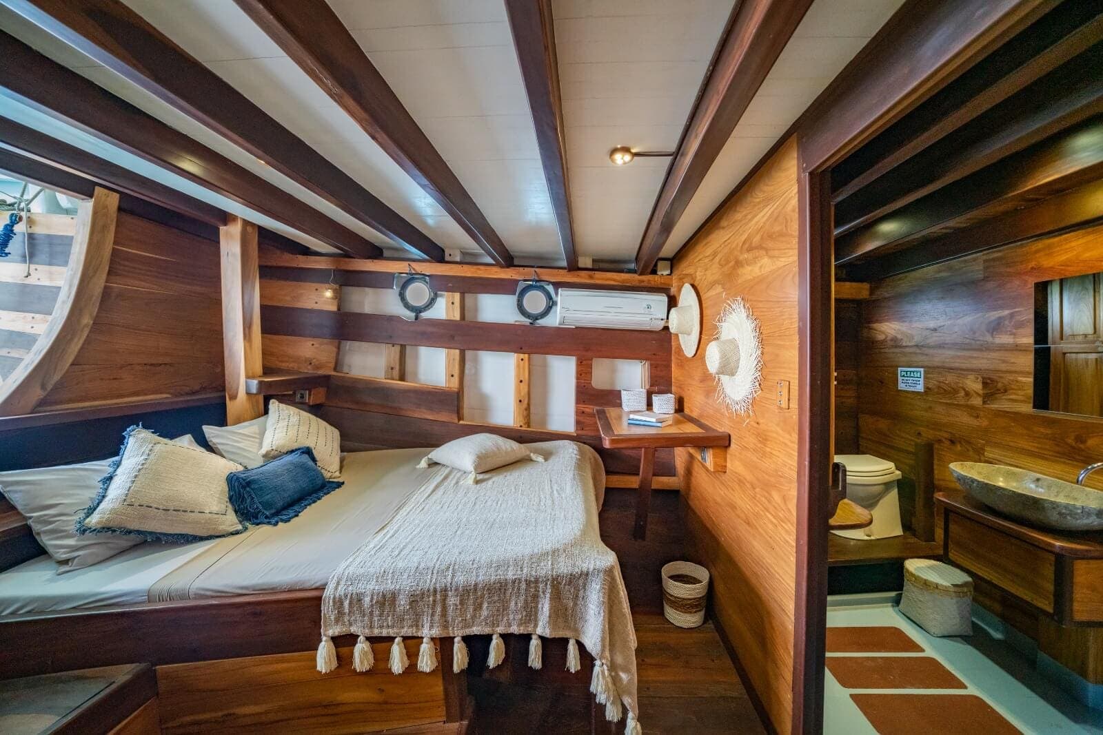 Jakare Dewi Sri cabin