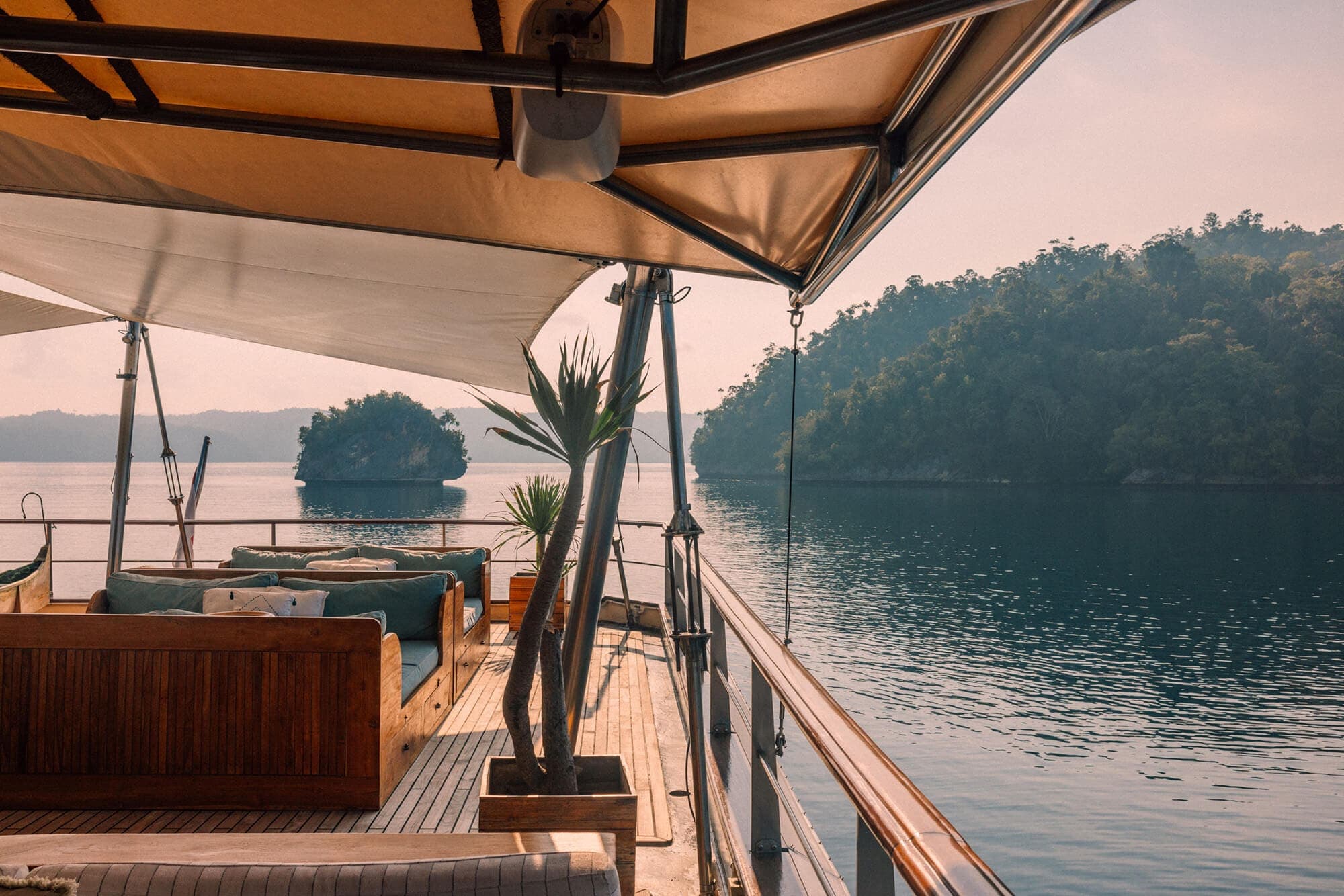 Main deck dining room