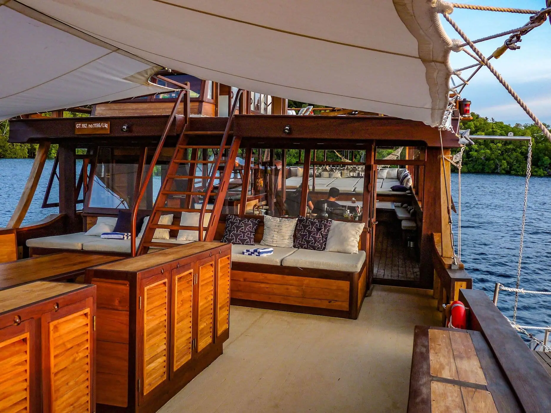 Majik liveaboard
