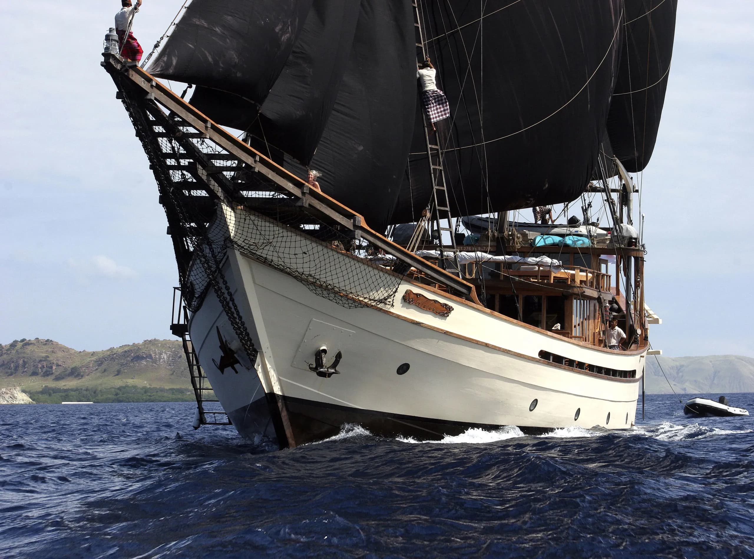 Silolona sailing