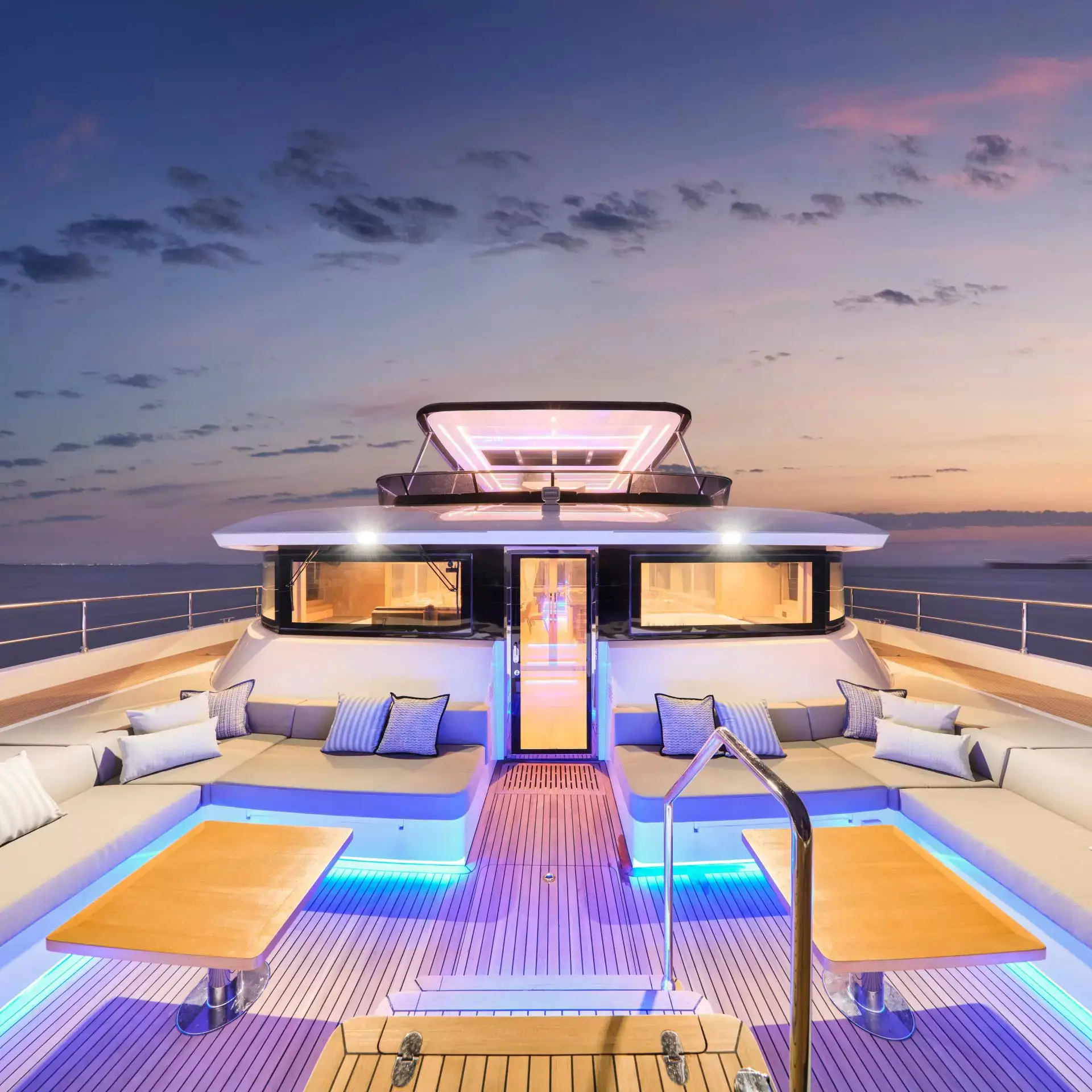 Foredeck night