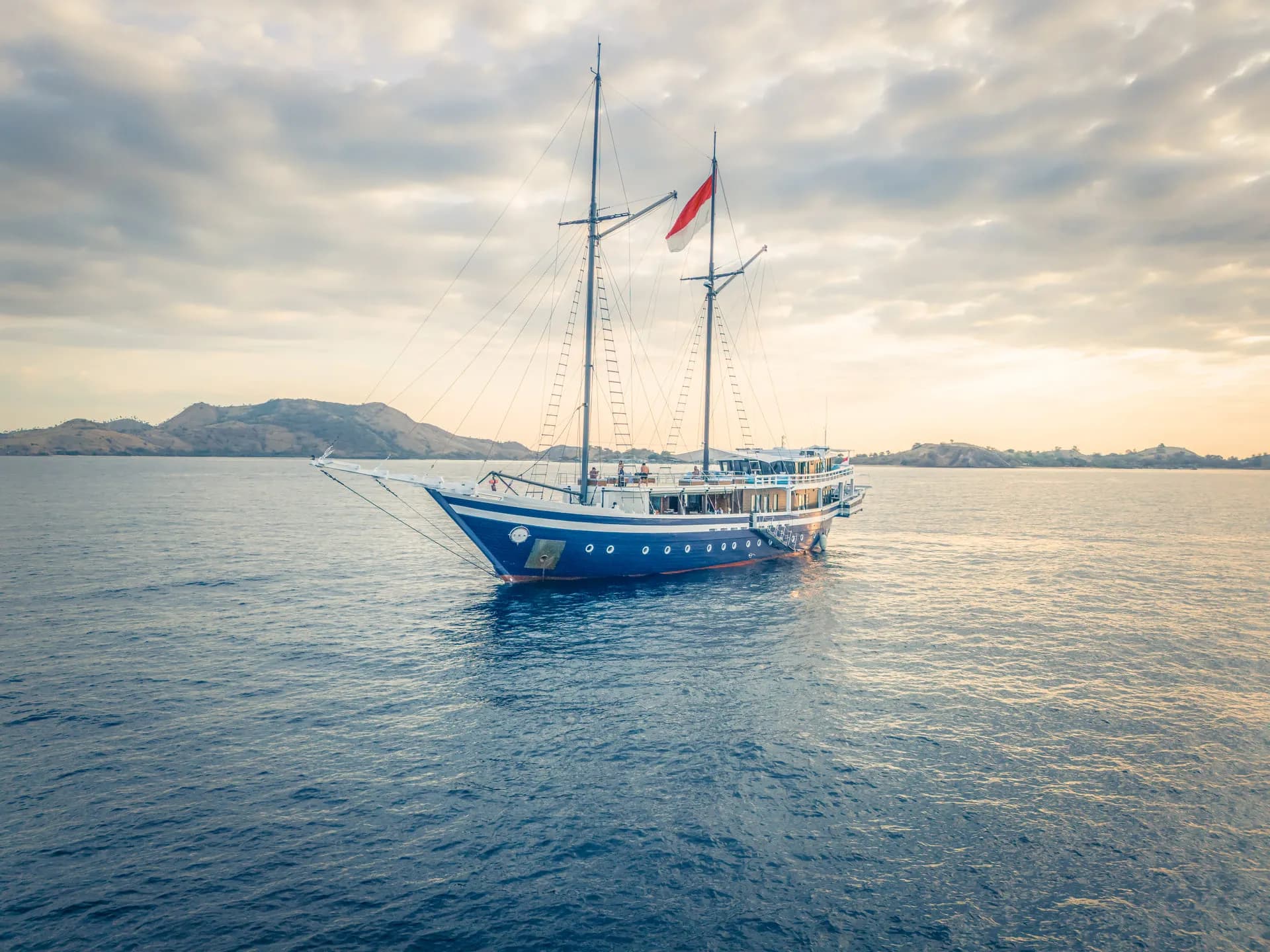 Zen Scuba Spa boat